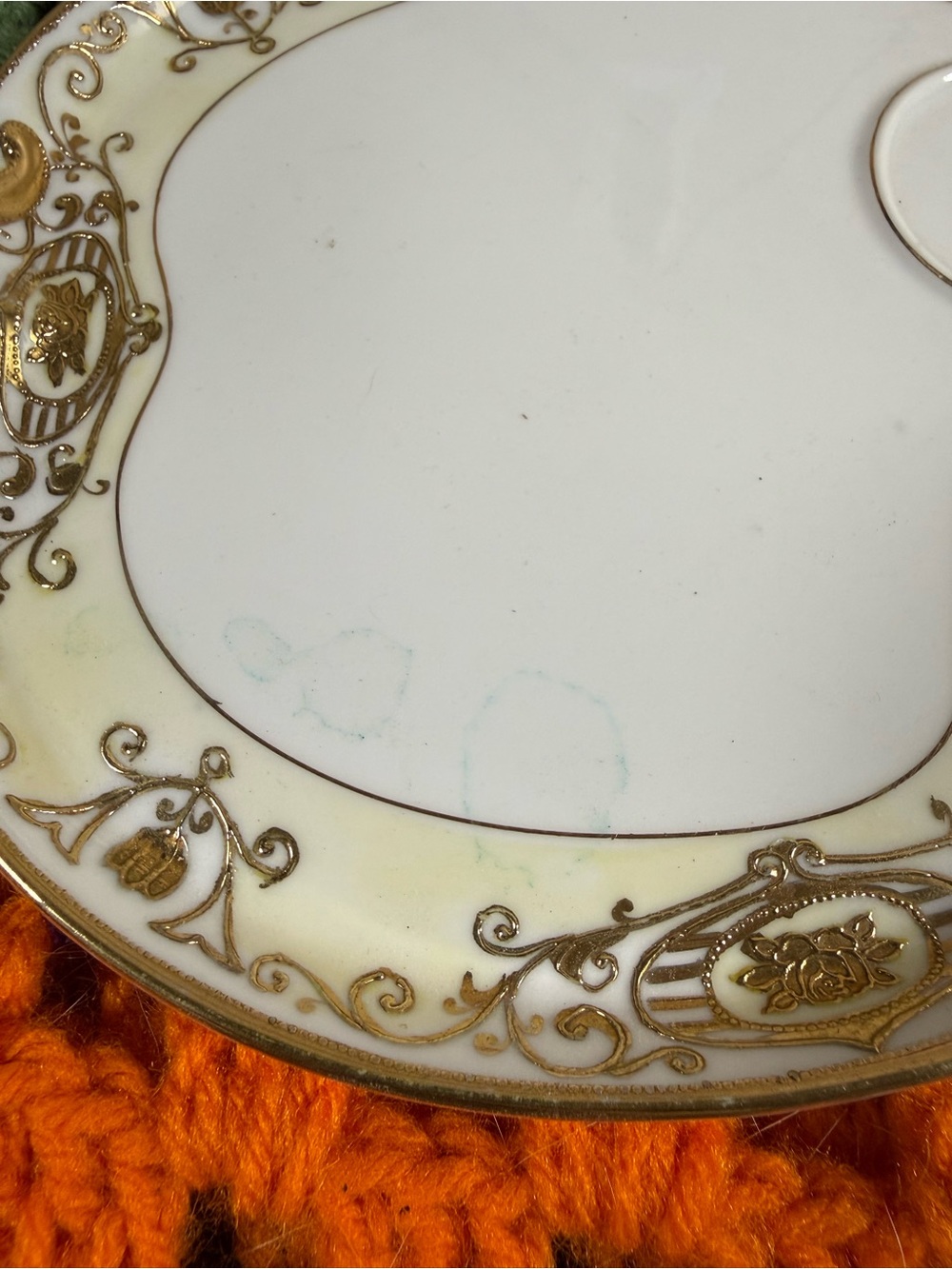 Noritake White and Gold Porcelain Tea Cup with Matching Plate Set - Picture 5 of 8